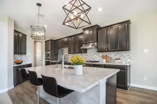 2246 Camden Arbor Trl, Houston, TX 77089 - Photo 11