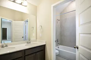 2246 Camden Arbor Trl, Houston, TX 77089 - Photo 31