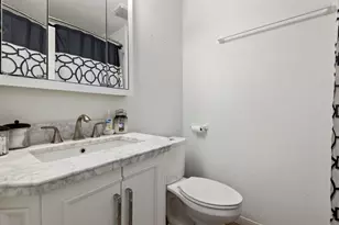 6111 Beverly Hill St, Houston, TX 77057 - Photo 15