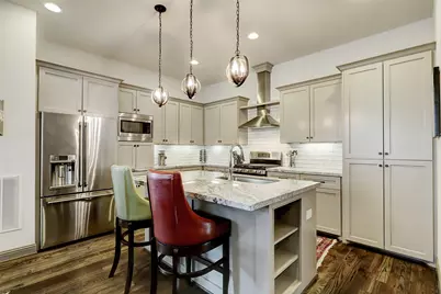 10905 Upland Retreat, Houston, TX 77043 - Photo 15