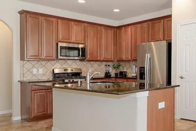 3 Pine Needle Place, The Woodlands, TX 77382 - Photo 9