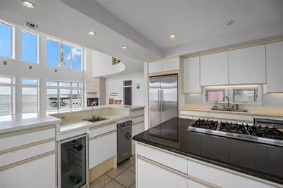 1006 Darcy Street, Galveston, TX 77554 - Photo 13