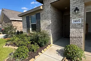 24207 Breckenridge Pass Ln, Hockley, TX 77447 - Photo 3