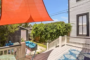 1518 Winnie St, Galveston, TX 77550 - Photo 11