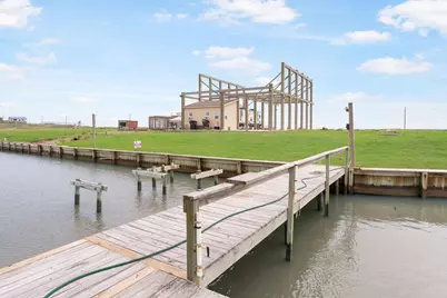 897 Private Road 683, Sargent, TX 77414 - Photo 3