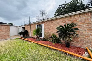 2326 Briarview Dr, Houston, TX 77077 - Photo 43