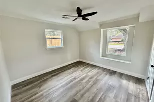 2511 Briarpark Dr, Houston, TX 77042 - Photo 25