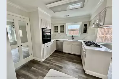 2511 Briarpark Drive, Houston, TX 77042 - Photo 19