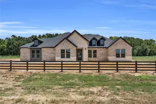 270 Seguin Dr, New Waverly, TX 77358 - Photo 1