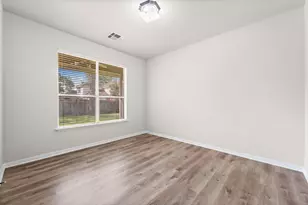 167 N Whistlers Bend Cir, Conroe, TX 77384 - Photo 23