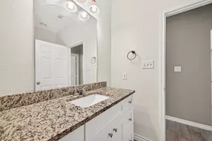 310 W Watson St, Willis, TX 77378 - Photo 29