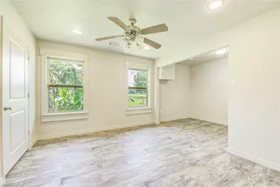 37 Wildwood Lake Drive, Huntsville, TX 77340 - Photo 17