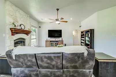 37 Wildwood Lake Drive, Huntsville, TX 77340 - Photo 11