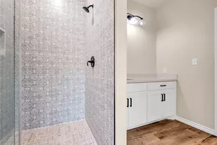 10040 Shepard Hill Rd, Willis, TX 77318 - Photo 31