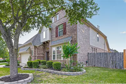 12611 Colonial Glen Ct, Pearland, TX 77584 - Photo 3