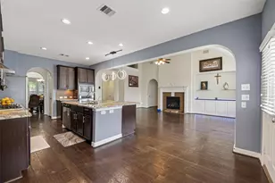 12611 Colonial Glen Ct, Pearland, TX 77584 - Photo 17