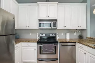 960 B Palmetto Drive, Crystal Beach, TX 77650 - Photo 11