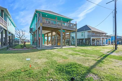 960 B Palmetto Drive, Crystal Beach, TX 77650 - Photo 27