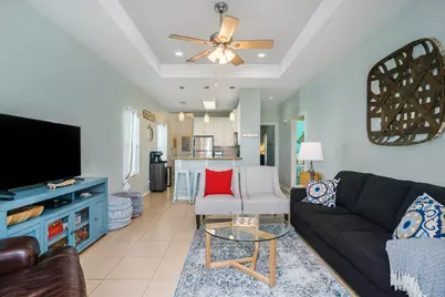 960 B Palmetto Drive, Crystal Beach, TX 77650 - Photo 7