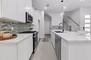 890 Paul Quinn St, Houston, TX 77091 - Photo 9