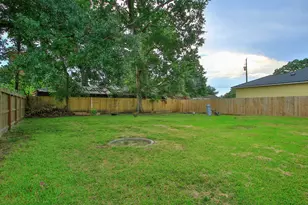 2703 Areba St, Houston, TX 77091 - Photo 39