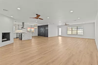 2114 Eaglerock Drive, Houston, TX 77080 - Photo 11