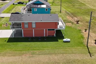 3343 Pirates Cove, Crystal Beach, TX 77650 - Photo 31