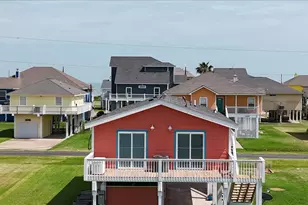 3343 Pirates Cove, Crystal Beach, TX 77650 - Photo 3