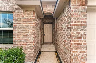 614 Harvest Bluff Dr, Rosharon, TX 77583 - Photo 3