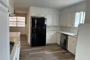 4821 Burning Tree Dr, Baytown, TX 77521 - Photo 5