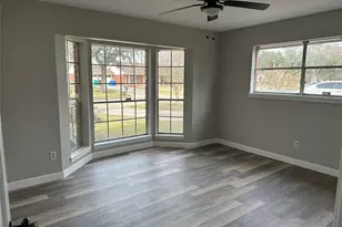 4821 Burning Tree Dr, Baytown, TX 77521 - Photo 11