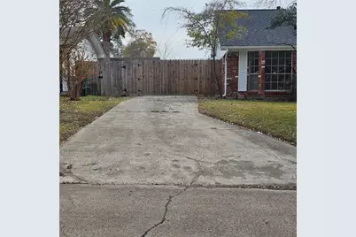 4821 Burning Tree Drive, Baytown, TX 77521 - Photo 21