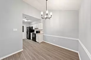 1727 Hazelwood St, Conroe, TX 77301 - Photo 9