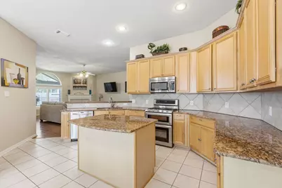 12718 Sienna Trails Drive, Tomball, TX 77377 - Photo 9