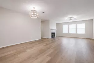 15819 Contender Ln, Friendswood, TX 77546 - Photo 9