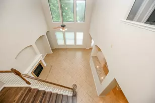 602 Coggins Point Way, Sugar Land, TX 77479 - Photo 11