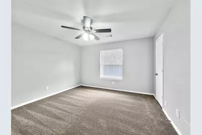 10827 Bradford Way Drive, Houston, TX 77075 - Photo 9