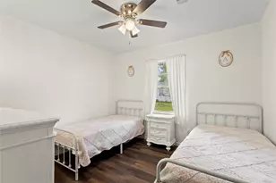 19961 Englin Rd, Winnie, TX 77665 - Photo 23