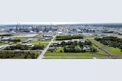 301 32nd Street N, Texas City, TX 77590 - Photo 7