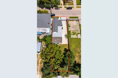 3823 Sealy Street, Galveston, TX 77550 - Photo 19