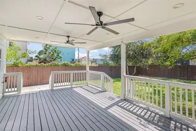 3823 Sealy Street, Galveston, TX 77550 - Photo 3