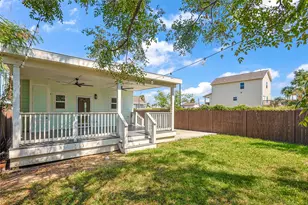 3823 Sealy St, Galveston, TX 77550 - Photo 7