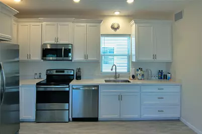 14146 Miramar Drive, Galveston, TX 77554 - Photo 9