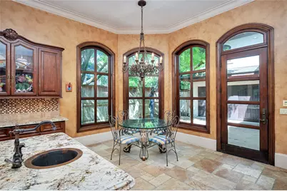 5530 Tilbury Drive, Houston, TX 77056 - Photo 17