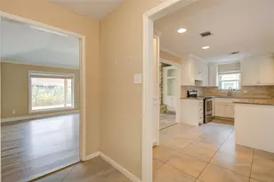 14211 Ella Lee Ln, Houston, TX 77077 - Photo 9