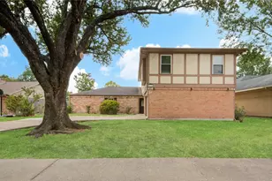 14211 Ella Lee Ln, Houston, TX 77077 - Photo 5