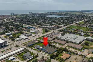 2311 67th St, Galveston, TX 77551 - Photo 7