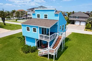 3931 Grayson Dr, Galveston, TX 77554 - Photo 3