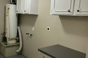 7718 Breezeway St, Houston, TX 77040 - Photo 15