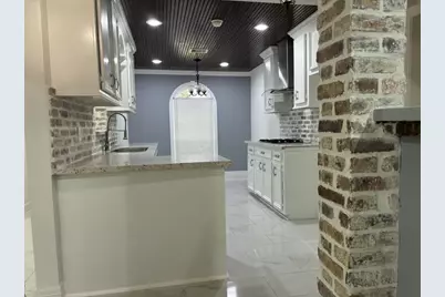 7718 Breezeway Street, Houston, TX 77040 - Photo 9